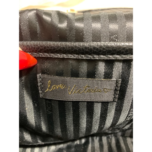 Victoria Secret Chain Sling Bag 🖤✨ - Picture 5 of 6